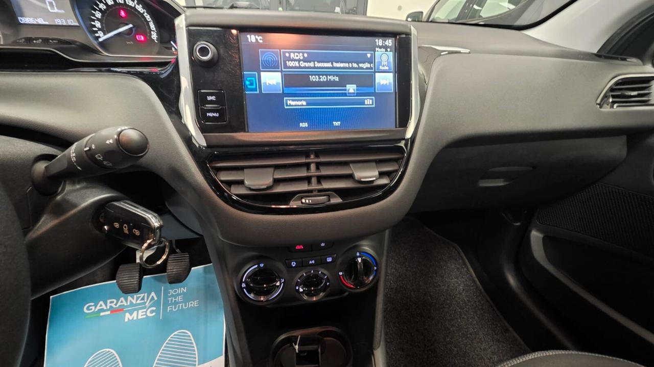 Peugeot 208 BlueHDi 75 5 porte Allure