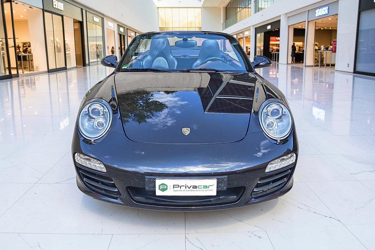 PORSCHE 911 Carrera Cabriolet Black Edition
