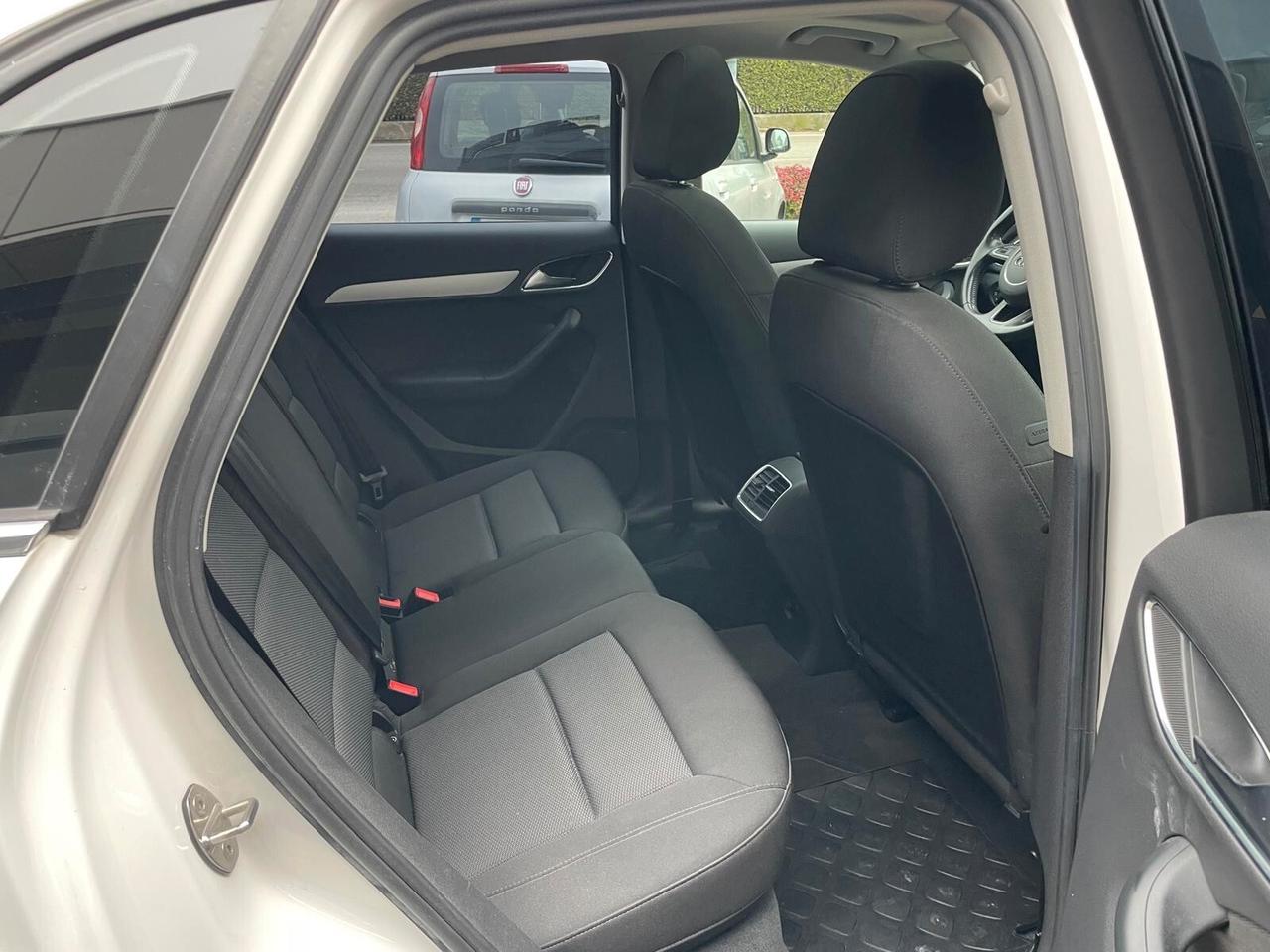 Audi Q3 2.0 TDI 150 CV quattro Business