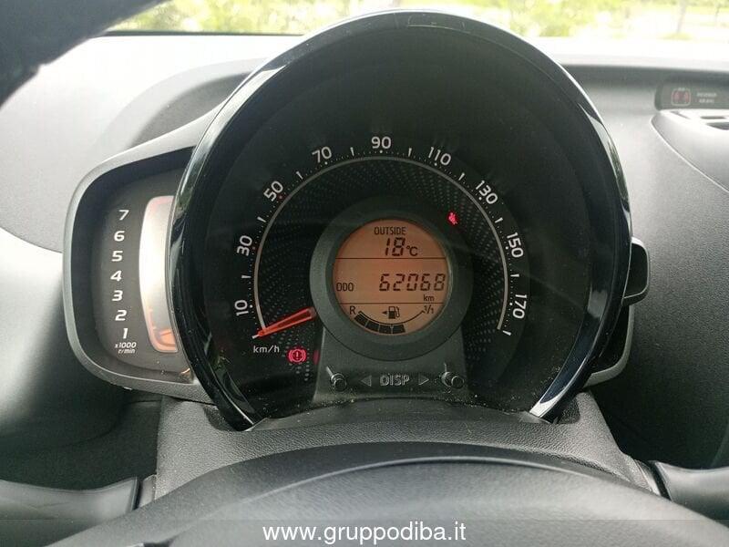 Toyota Aygo II 2018 5p 5p 1.0 x-play 72cv