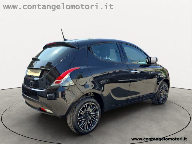 LANCIA Ypsilon 1.0 FireFly 5 porte S&S Hybrid Gold