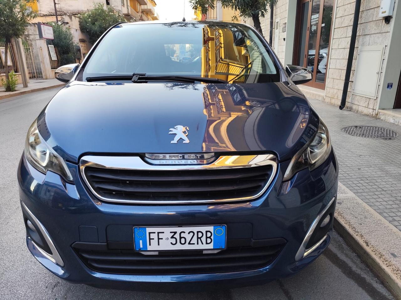 Peugeot 108 1.0 BENZINA 68CV ALLURE PERFETTA