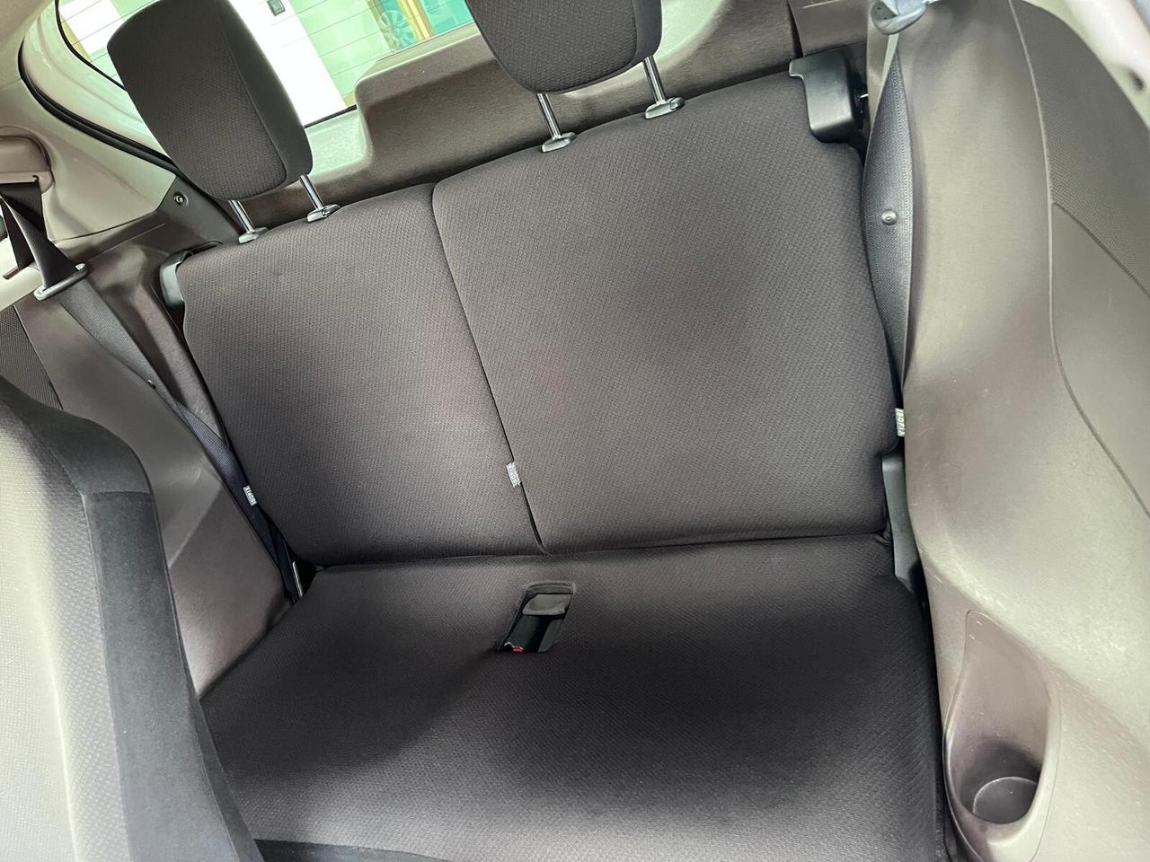 Toyota iQ 1.0