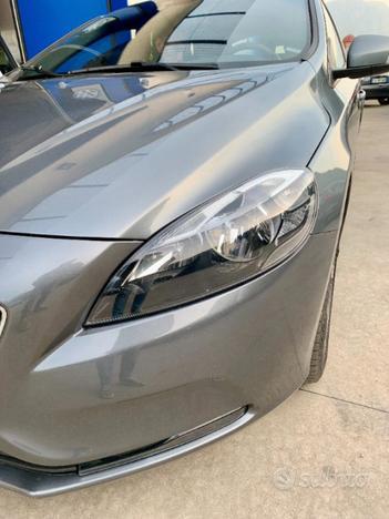 VOLVO V40 D2 Geartronic Kinetic EURO 6B