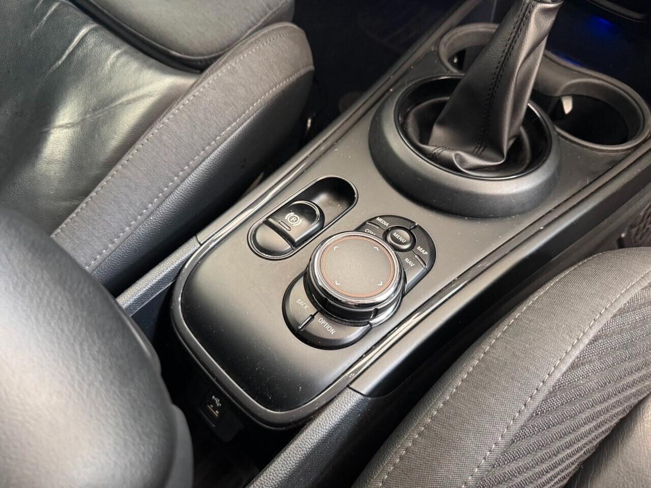 Mini Cooper D Countryman 2.0 Hype