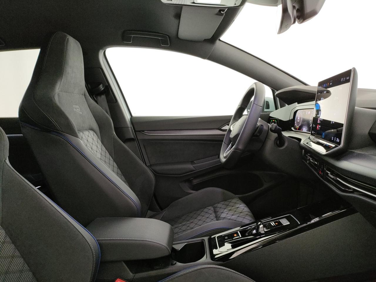 Volkswagen Golf 2.0 tdi r-line plus 150cv dsg