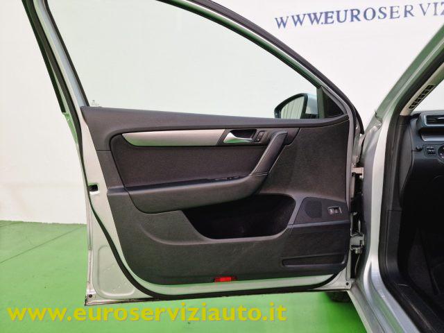 VOLKSWAGEN Passat VARIANT. 1.6 TDI DSG Comfortline