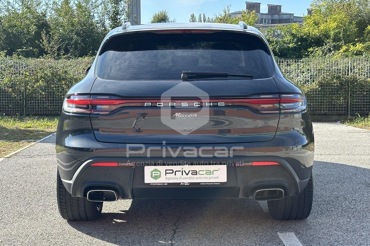 PORSCHE Macan 2.0