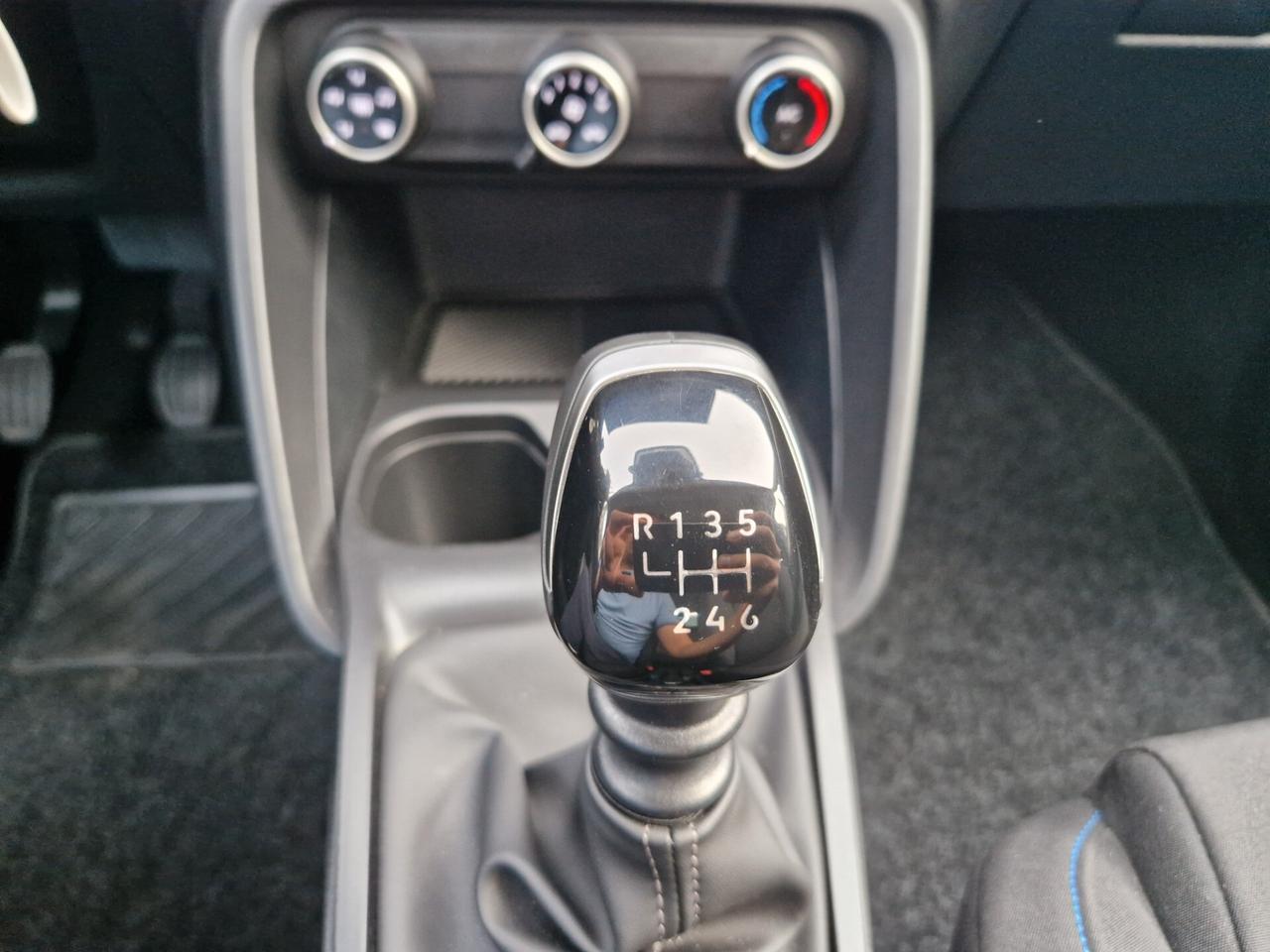Citroen C3 1.2 100CV "SOLO 4.500 km" Carplay, Sensori post., Cruise
