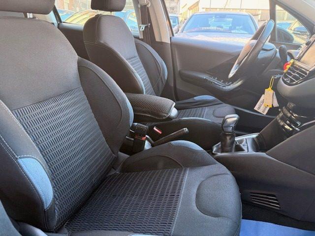 PEUGEOT 208 1.4 8V HDi 68CV 5p. Allure