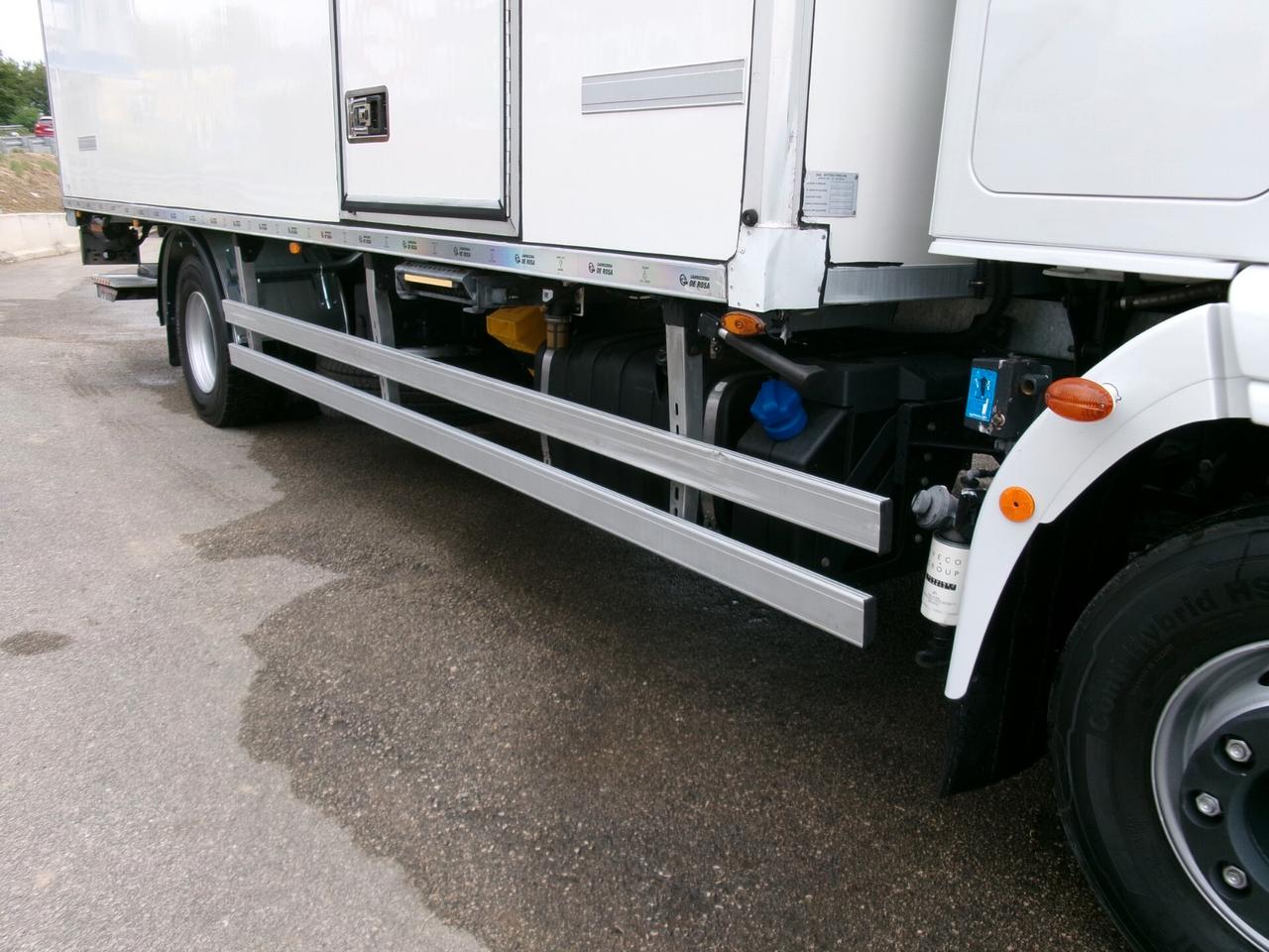 Iveco EUROCARGO 160/28 E6 FRIGO+PEDANA FRC 08/2027 16 PEDANE 280000 KM