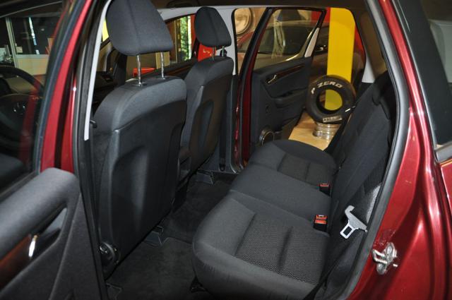MERCEDES-BENZ A 150 BlueEFFICIENCY Elegance OK GUIDA NEO PATENATI
