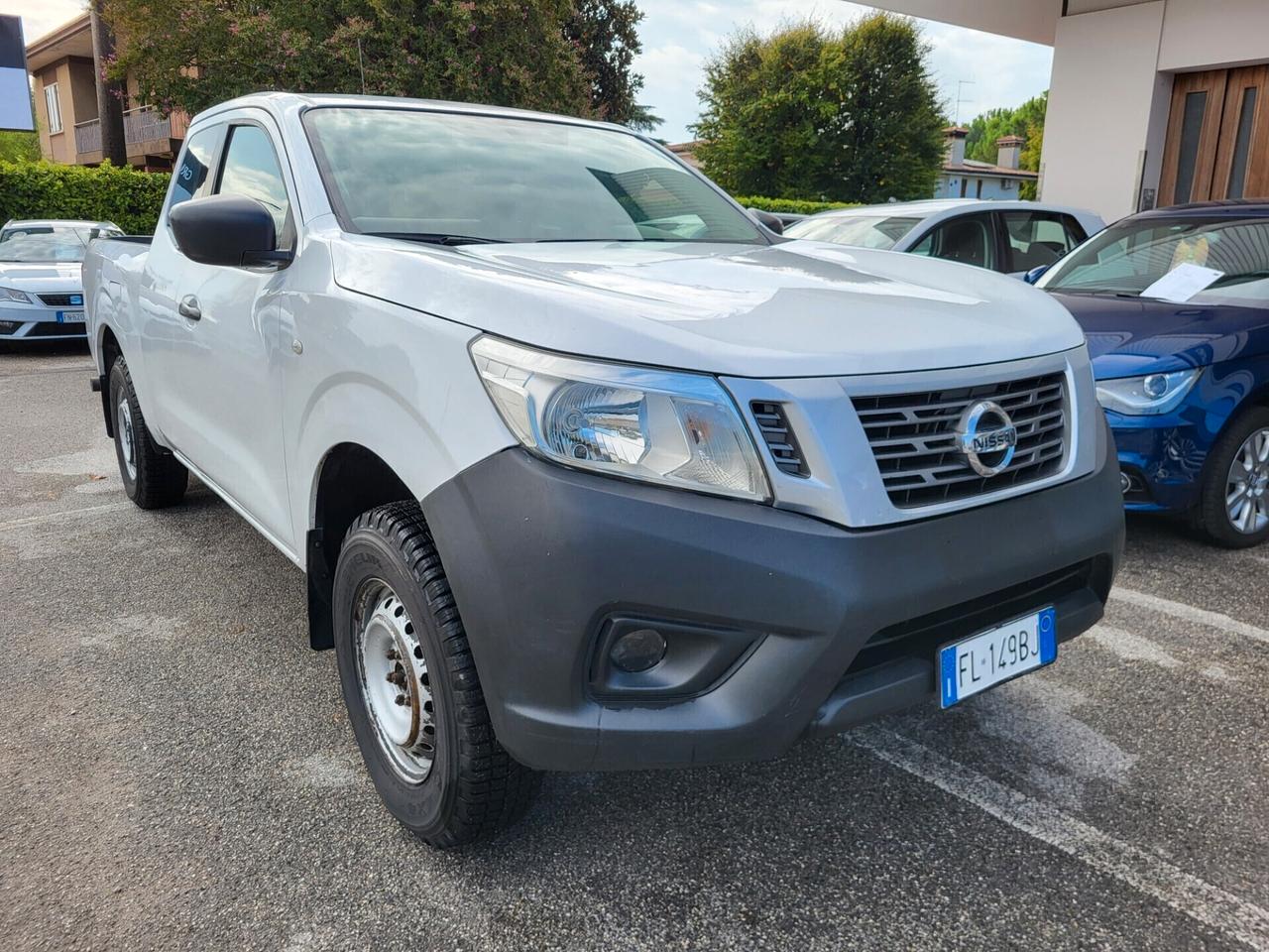 Nissan Navara 2.3 dCi 4WD King Cab Visia