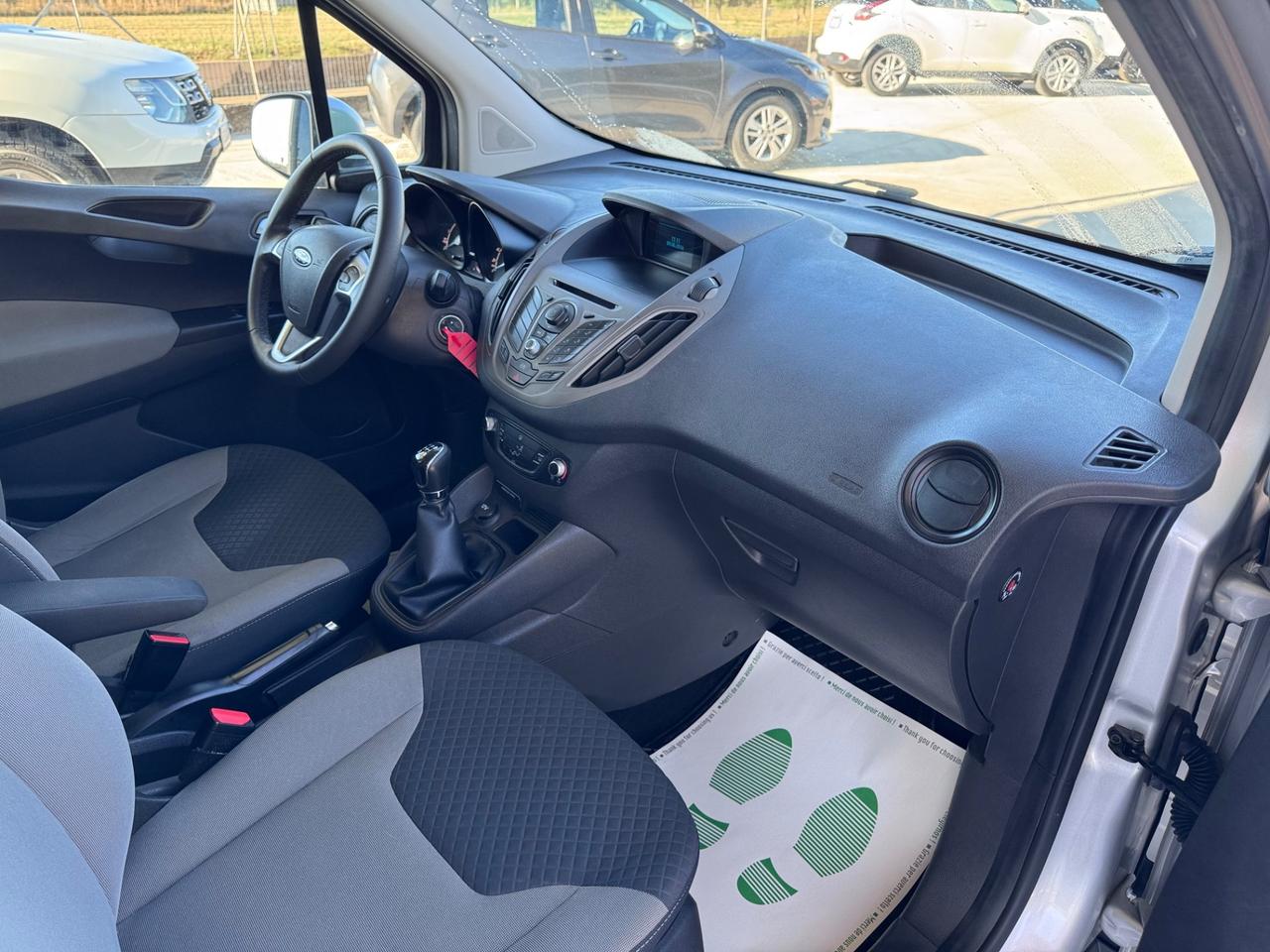 Ford Tourneo Courier 1.5 TDCI 95 CV Plus