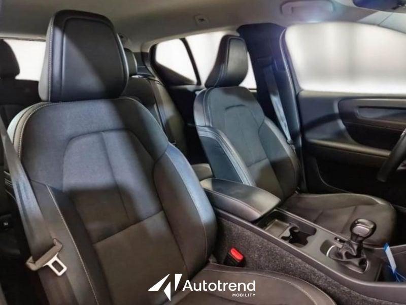 Volvo XC40 D3 150 CV NAVI LED Business