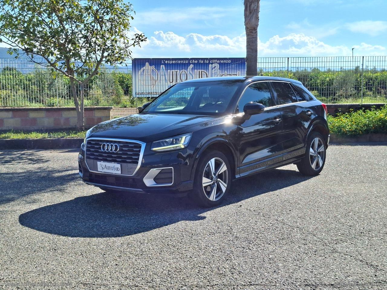 AUDI Q2 30 TDI S tronic Identity Black