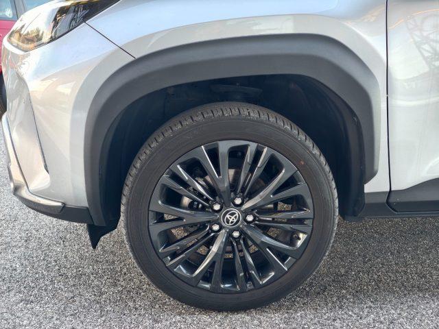 TOYOTA Yaris Cross 1.5 Hybrid AWD-i Lounge 4x4