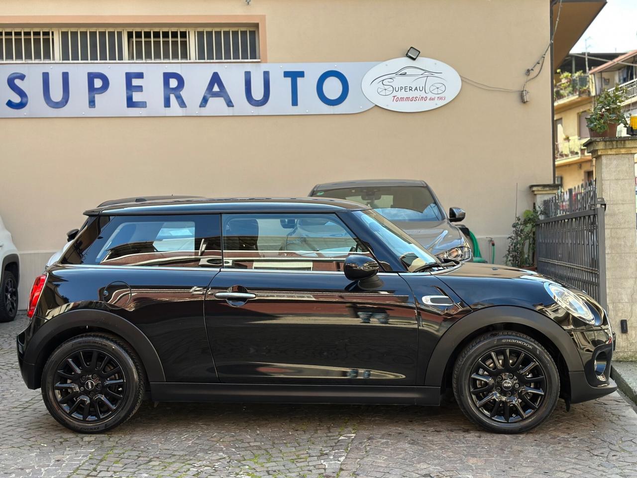 Mini Cooper 1.5 D 116 cv Business Ok Neopatentati