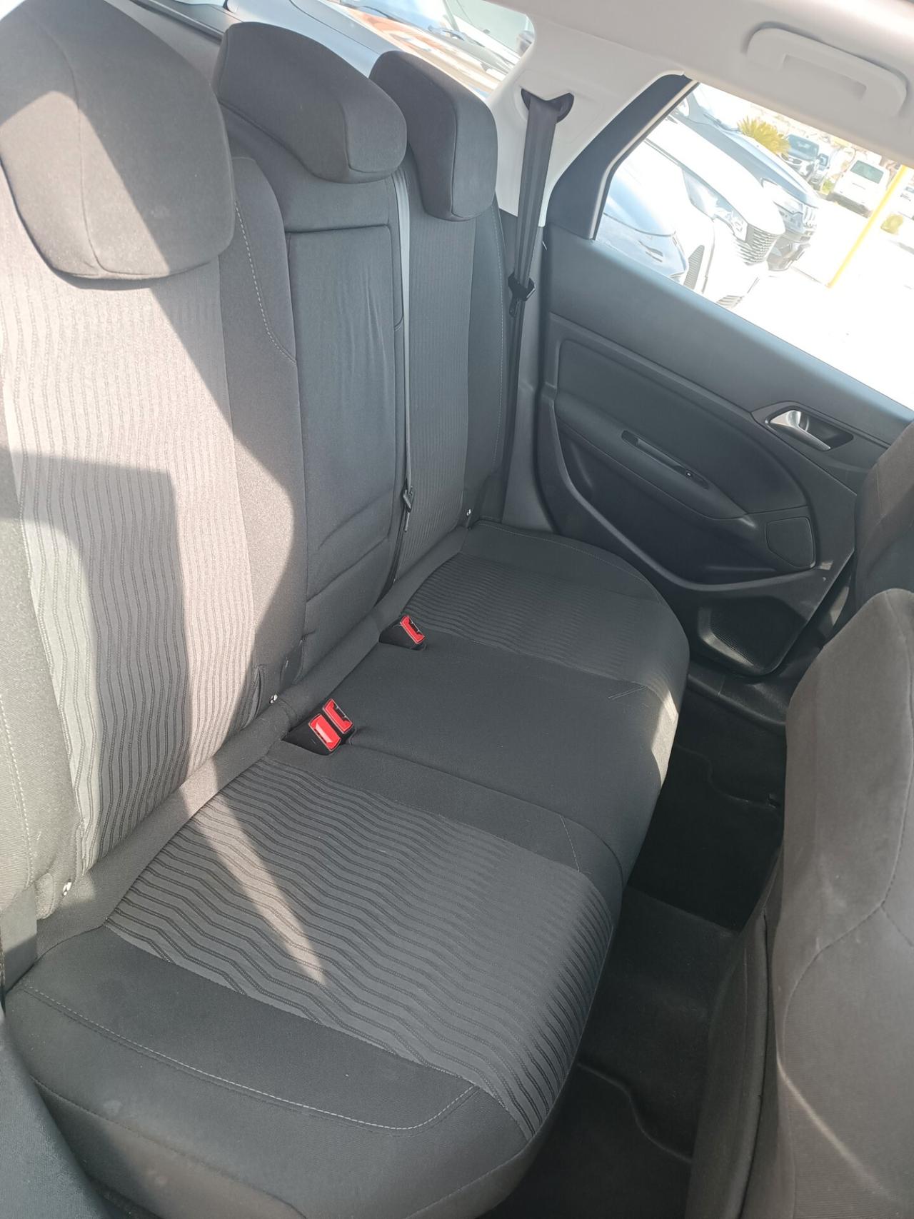 Peugeot 308 120 cv diesel