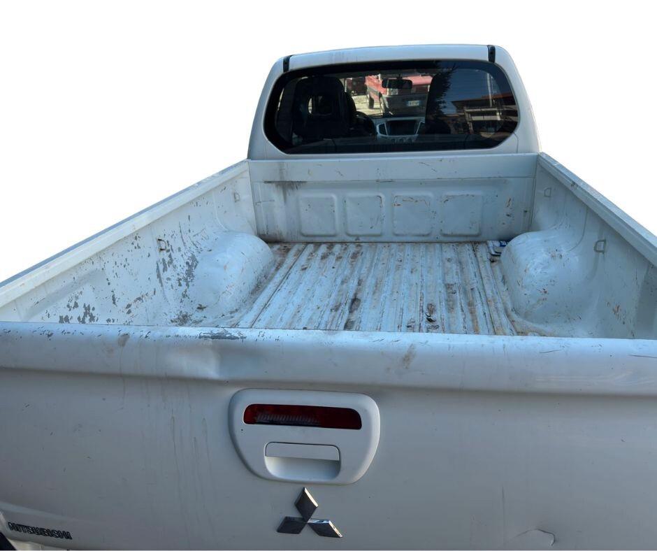 Mitsubishi L200 2.5 DI-D/136CV SC Inform DPF