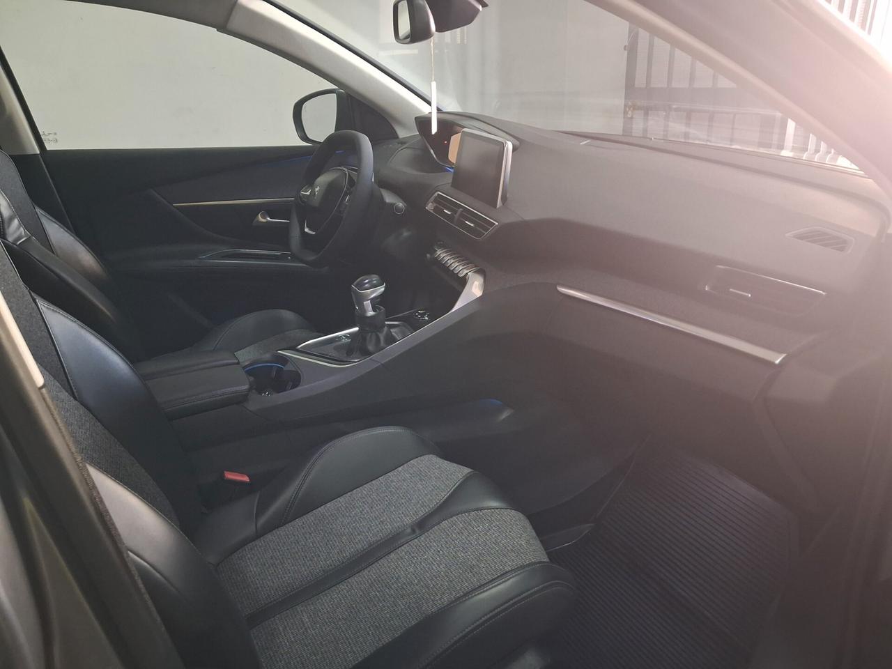 Peugeot 3008 1.6 HDi 120 S&S Allure 2018