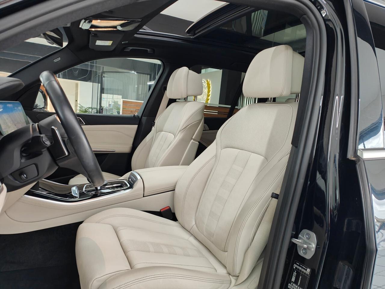 Bmw X5 xDrive30d 48V Msport * 32.000 KM *