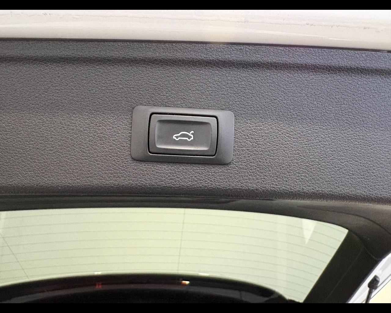 AUDI A4 AVANT 2.0 TDI BUSINESS SPORT