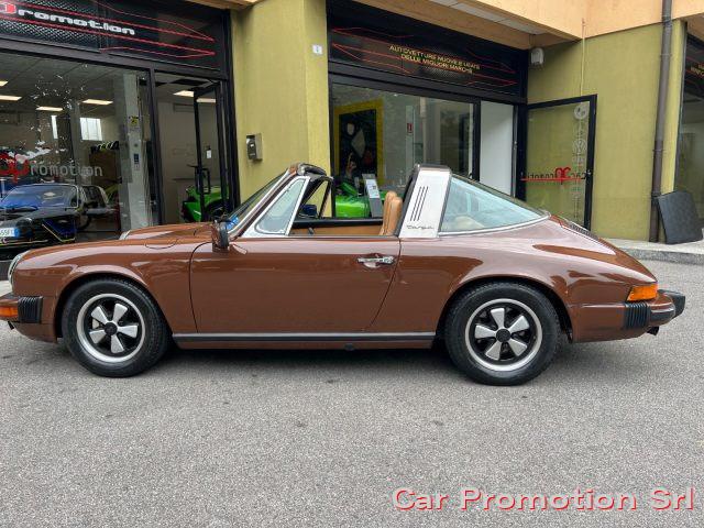 PORSCHE 911 Targa