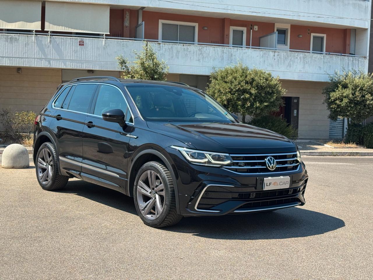 Volkswagen Tiguan 2.0 TDI 150 cv SCR DSG 4MOTION R-Line