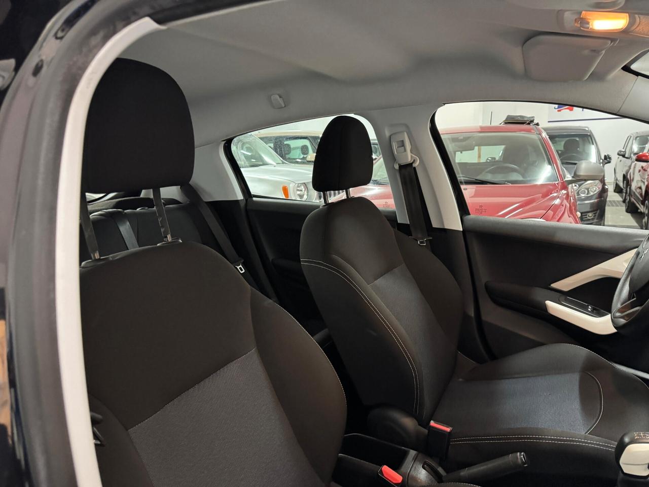 Peugeot 208 1.0 Like Neopatentati – Km Certificati – Garanzia 12 Mesi