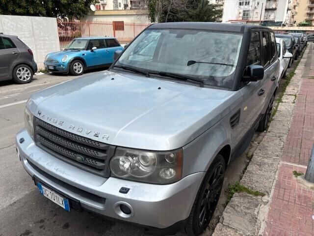 Range Rover Sport 2.7 TDV6 Anche permuta o scambi0