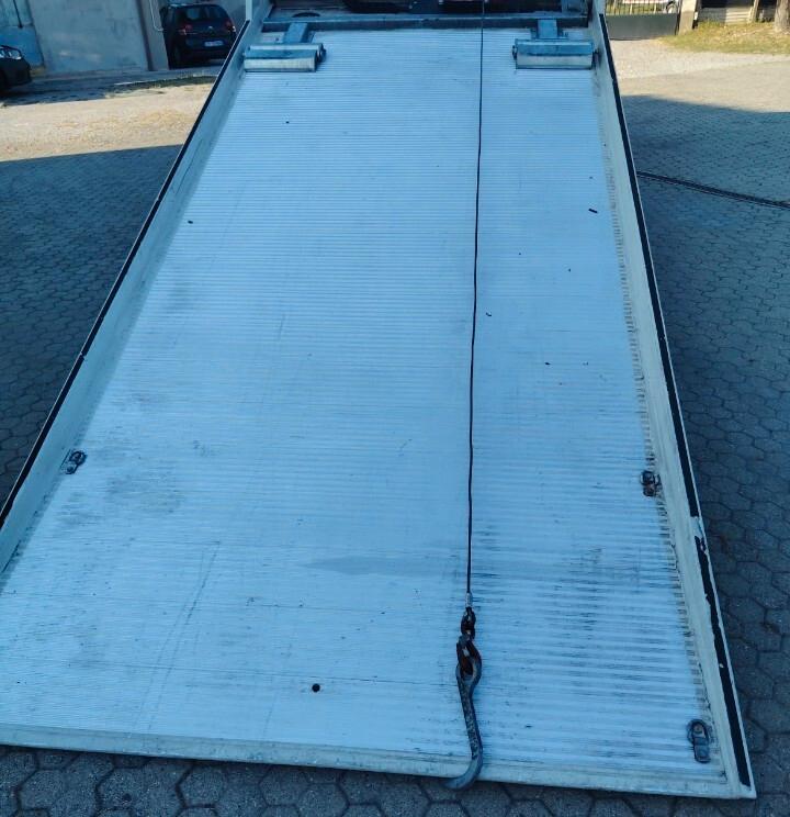 VOLSKWAGEN CARRO ATTREZZI 2.5 80KW