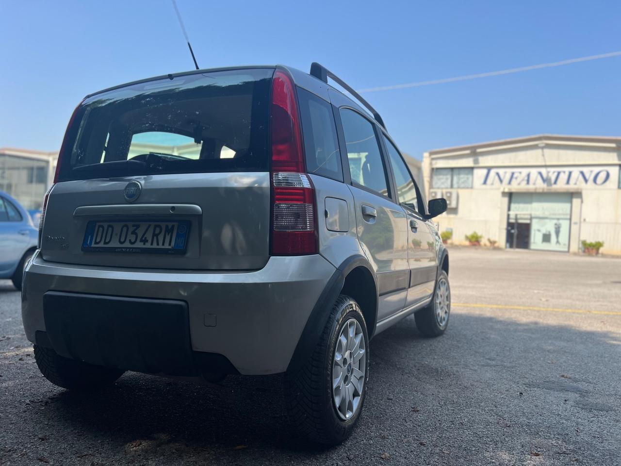 Fiat Panda 1.2 4x4 Climbing