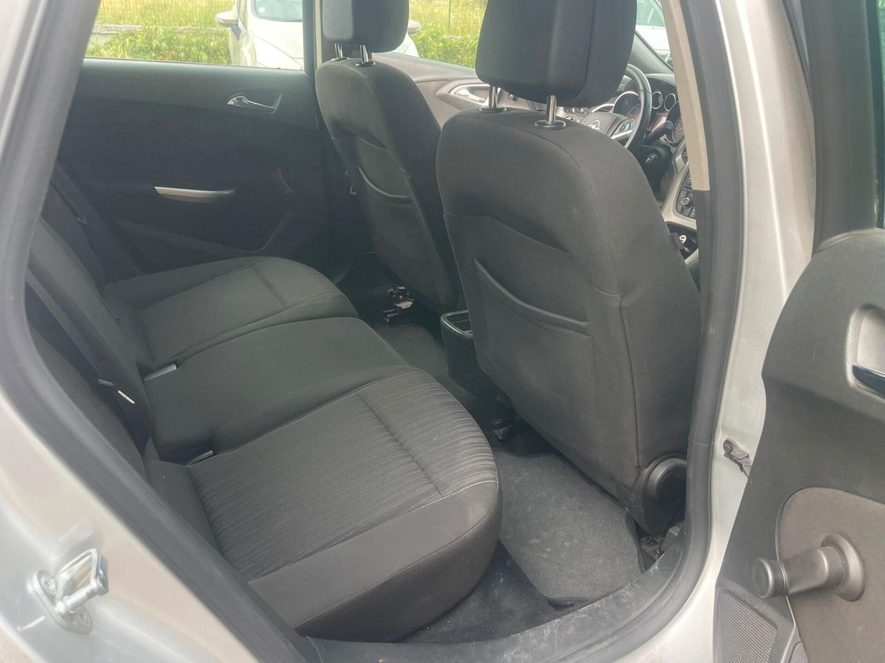 Opel Astra 1.3 CDTI 95CV S&S Sports Tourer Cosmo