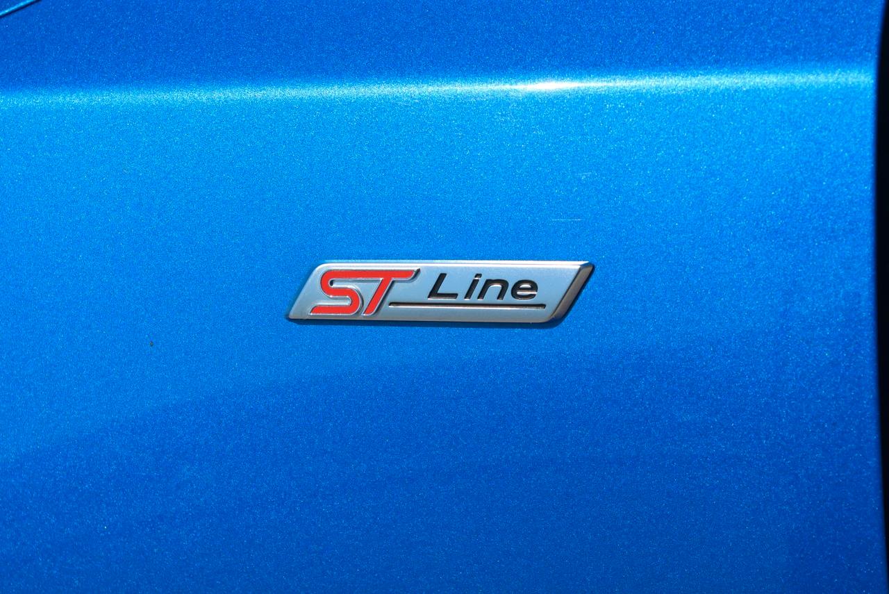Ford Focus 10 Hybrid 125 CV 5 porte ST-Line telecamera