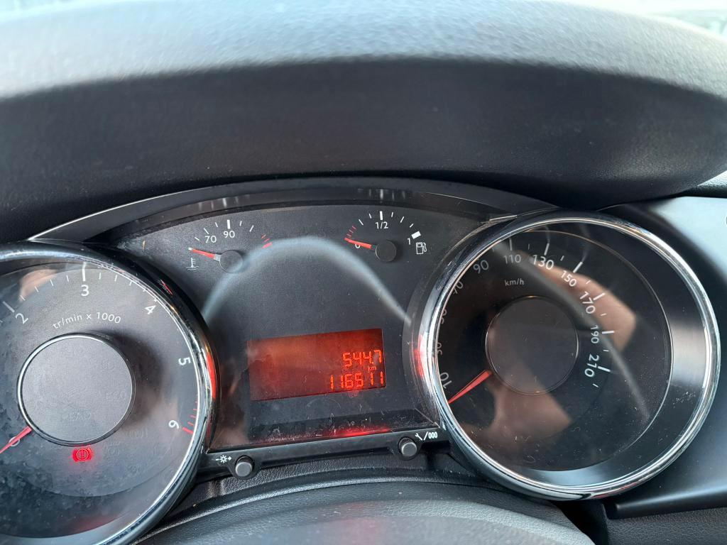 Peugeot 3008 1.6 hdi 8v Active 115cv