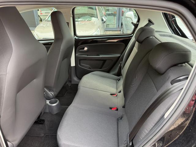 VOLKSWAGEN up! 1.0 5 Porte Sport