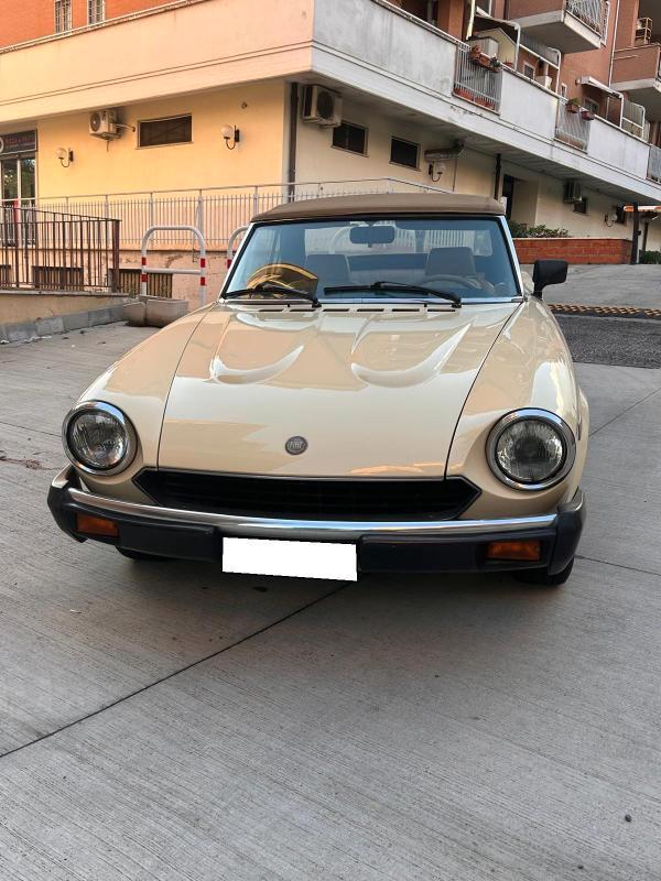 Fiat 124 Sport Spider 2.0 Modello America ASI