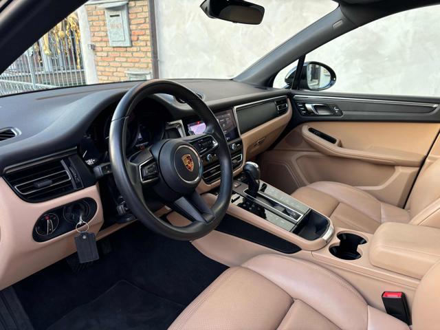 PORSCHE Macan 2.0 T