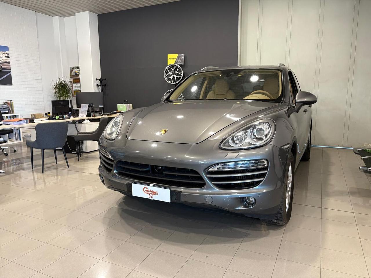 Porsche Cayenne 3.0 V6 tdi 245cv tiptronic