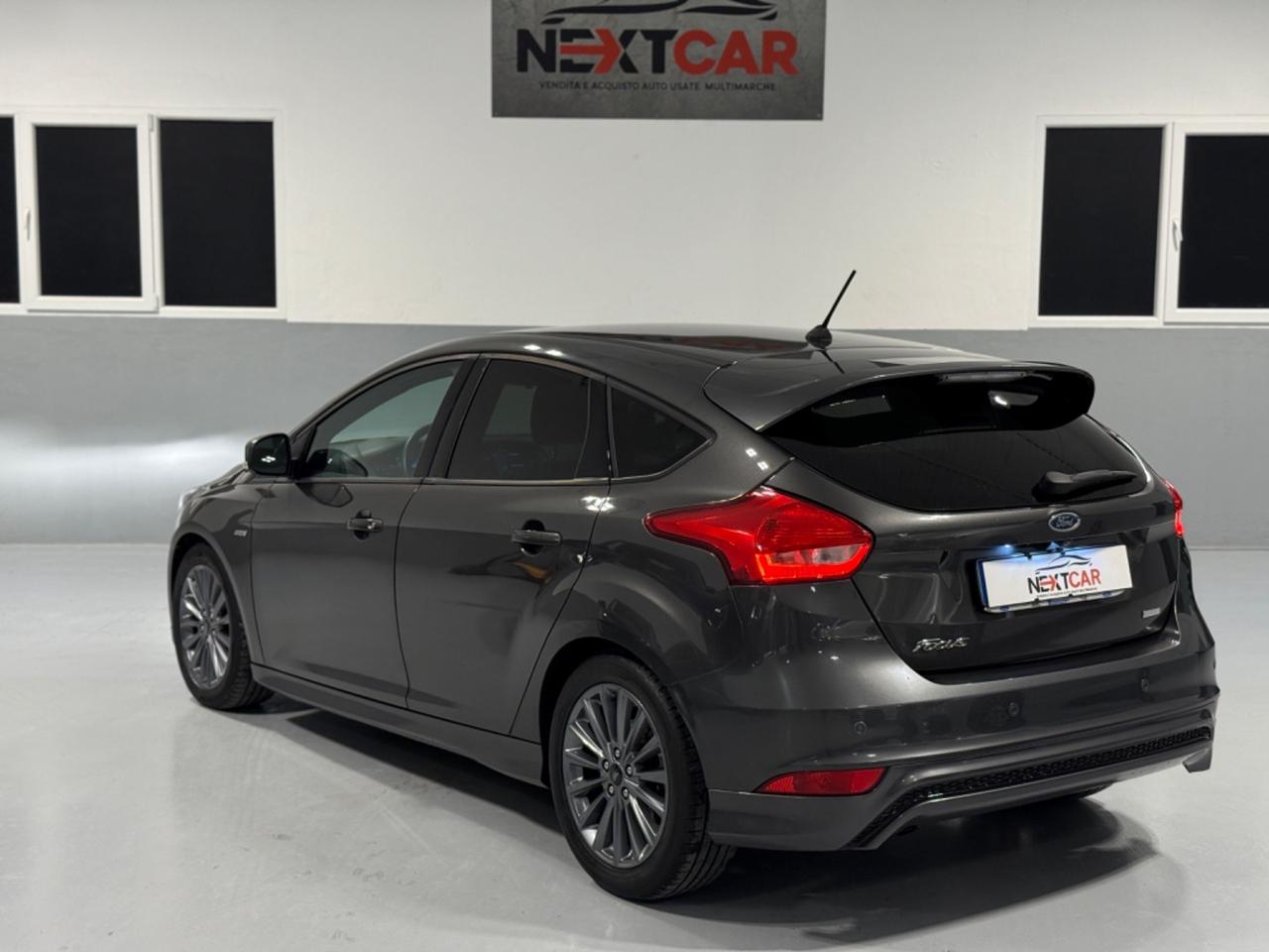Ford Focus 1.0 EcoBoost 125 CV Start&Stop ST Line Business