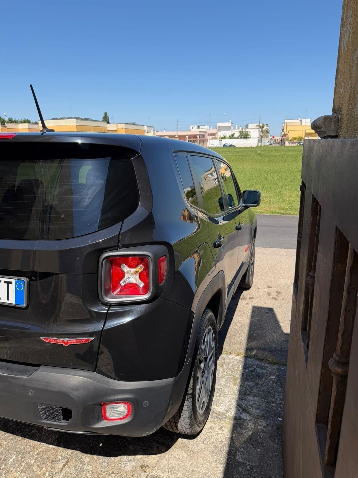 Jeep Renegade 2.0 Mjt 170CV 4WD Active Drive Low Trailhawk
