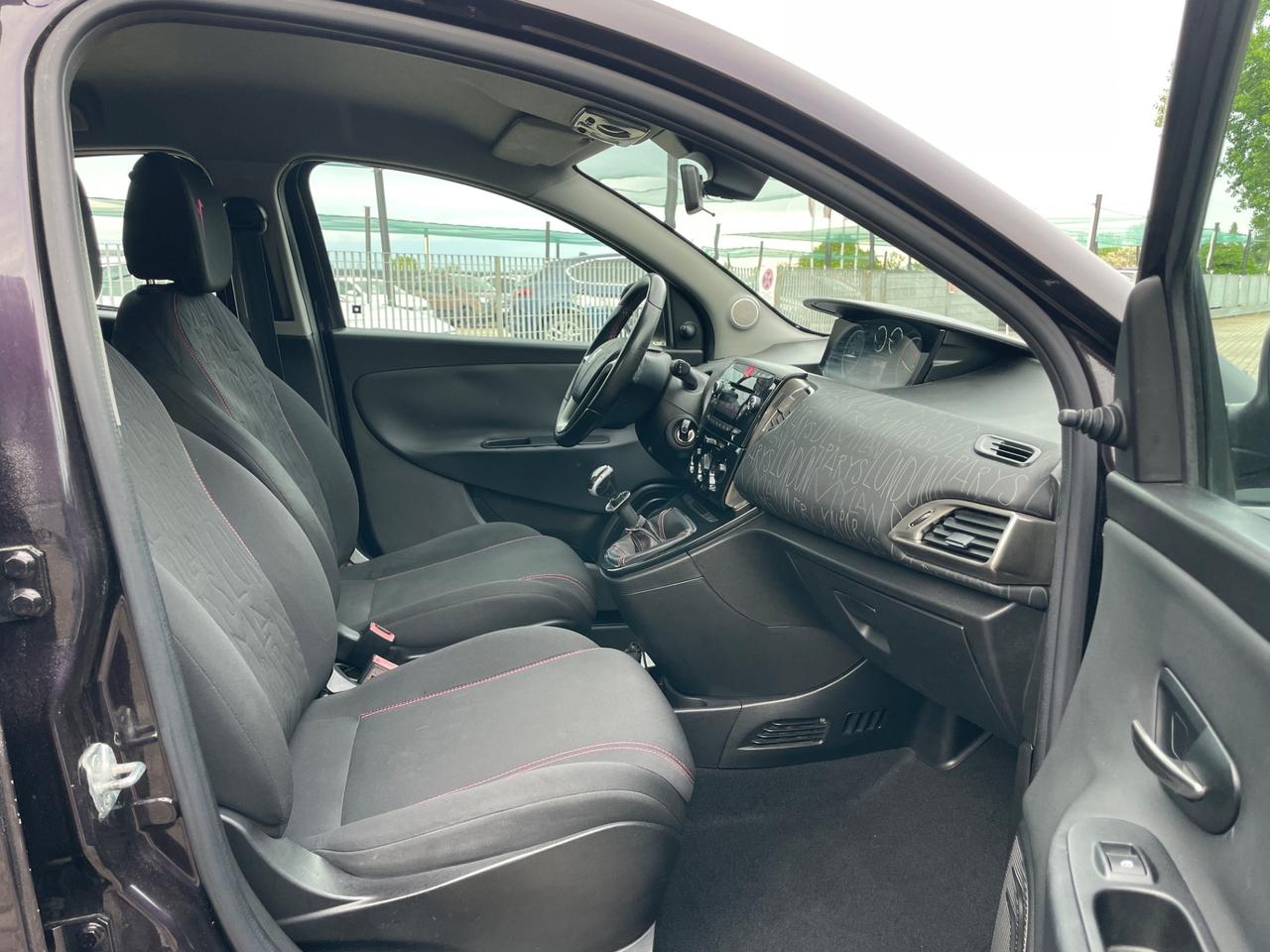 Lancia Ypsilon 1.2 69 CV 5 porte GPL Ecochic Elefantino