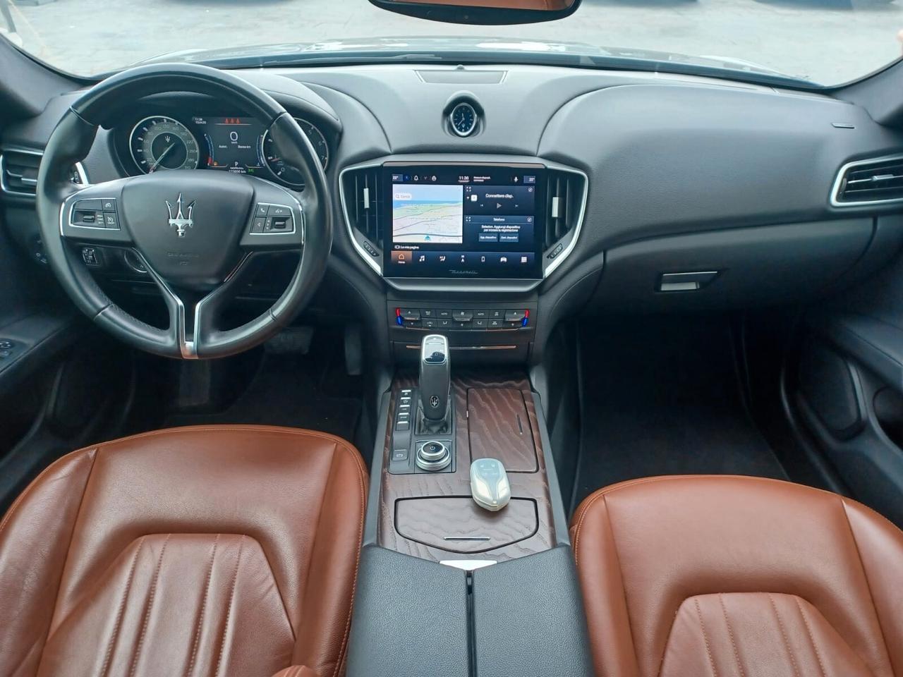 Maserati Ghibli L4 330 CV MHEV Gransport