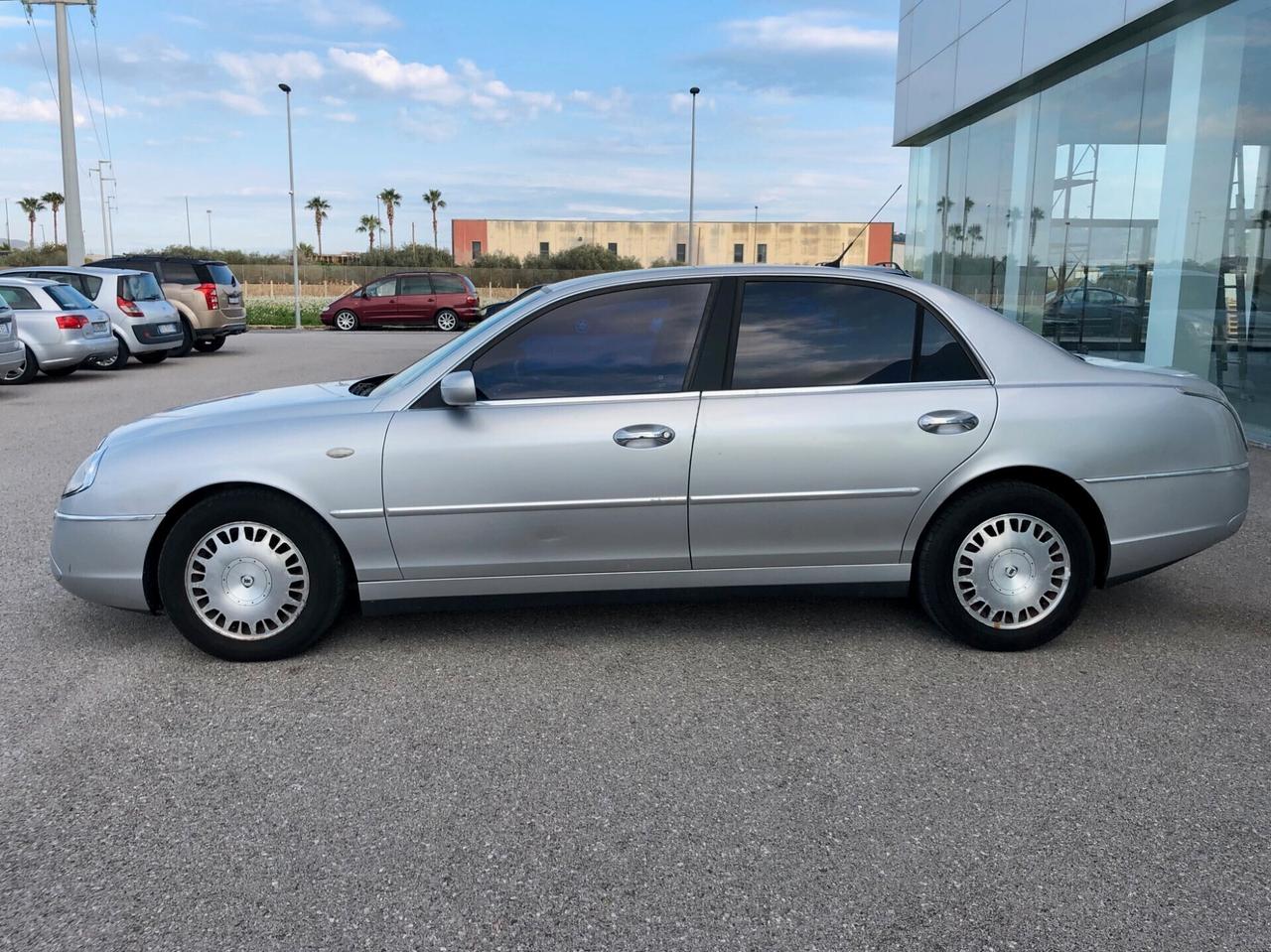 Lancia Thesis 2.4 JTD Executive