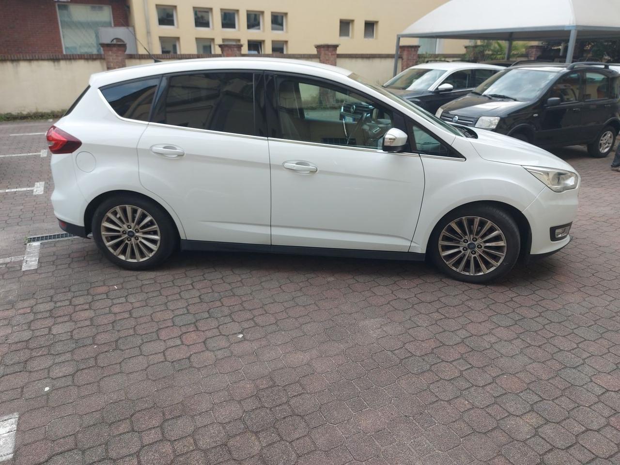Ford C-Max Titanium 1.5 TDCi 120 cv