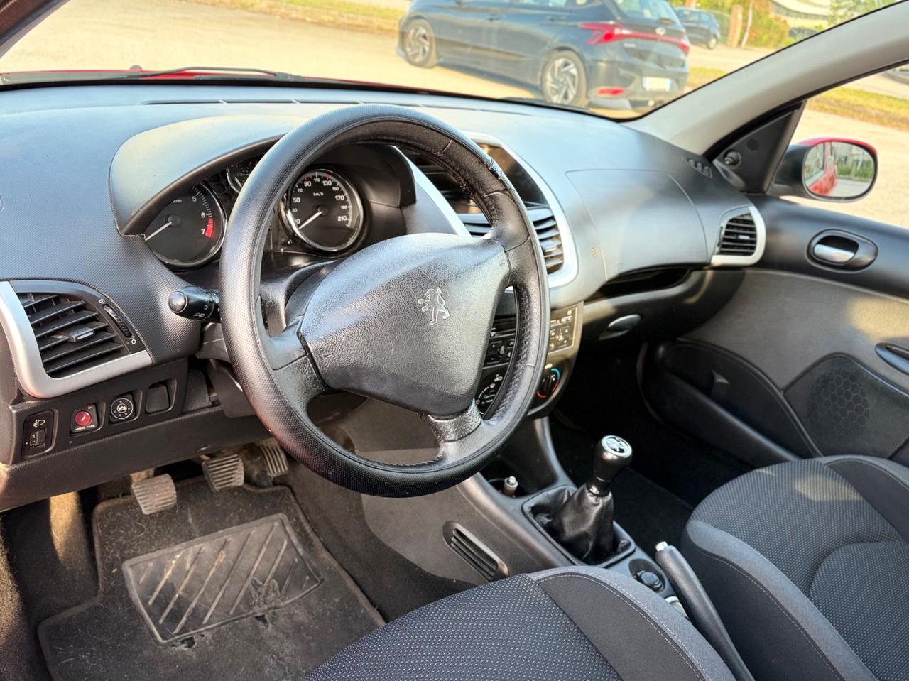Peugeot 206 Plus 1.1 Trendy ECO GPL 5P