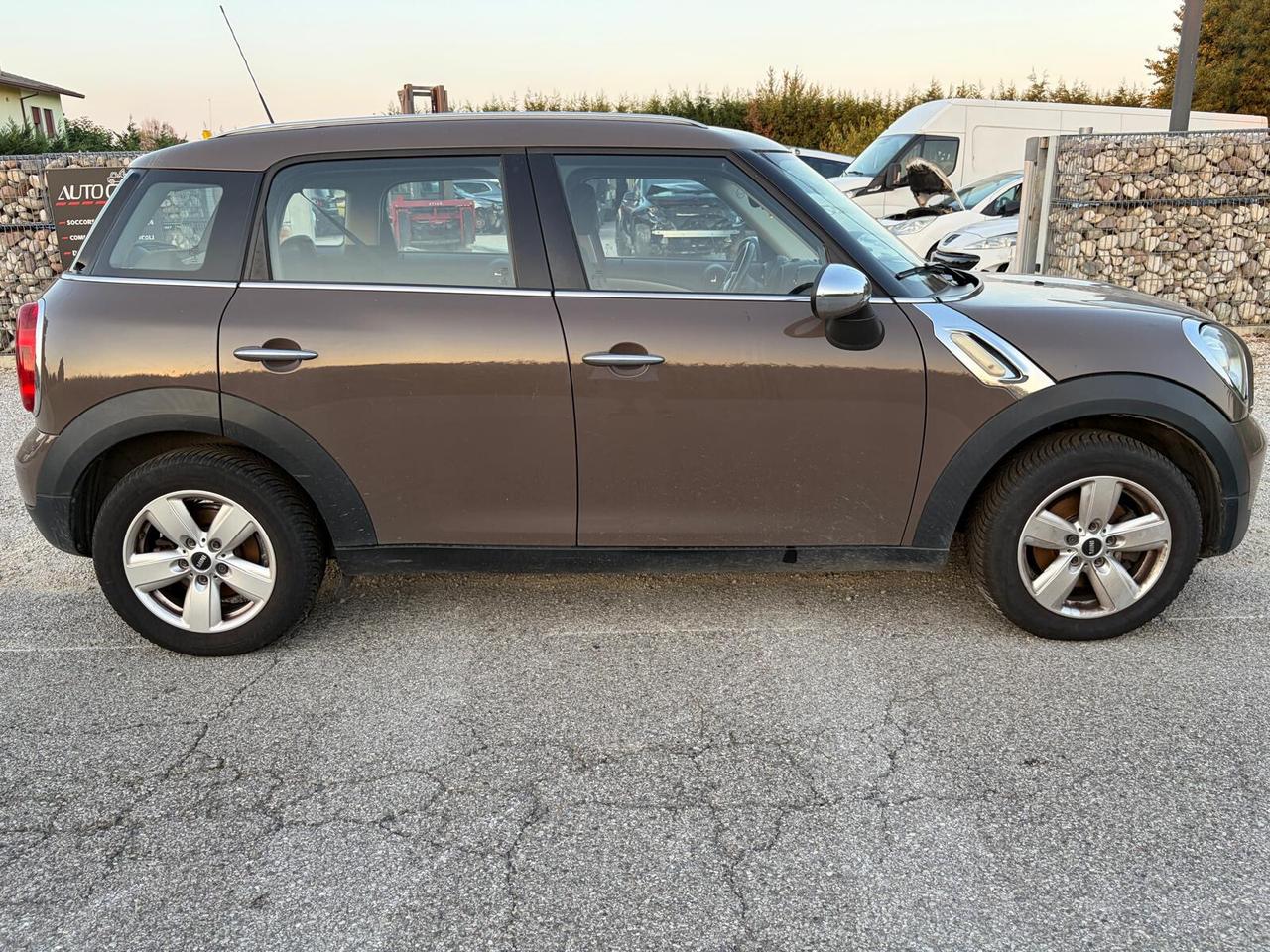Mini Cooper D Countryman 1.6 DISEL CON CATENA ROTTA !!!!!!!!!!!!!!