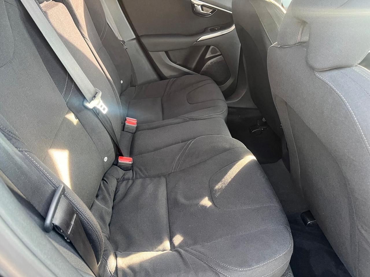 Volvo V40 D2 1.6