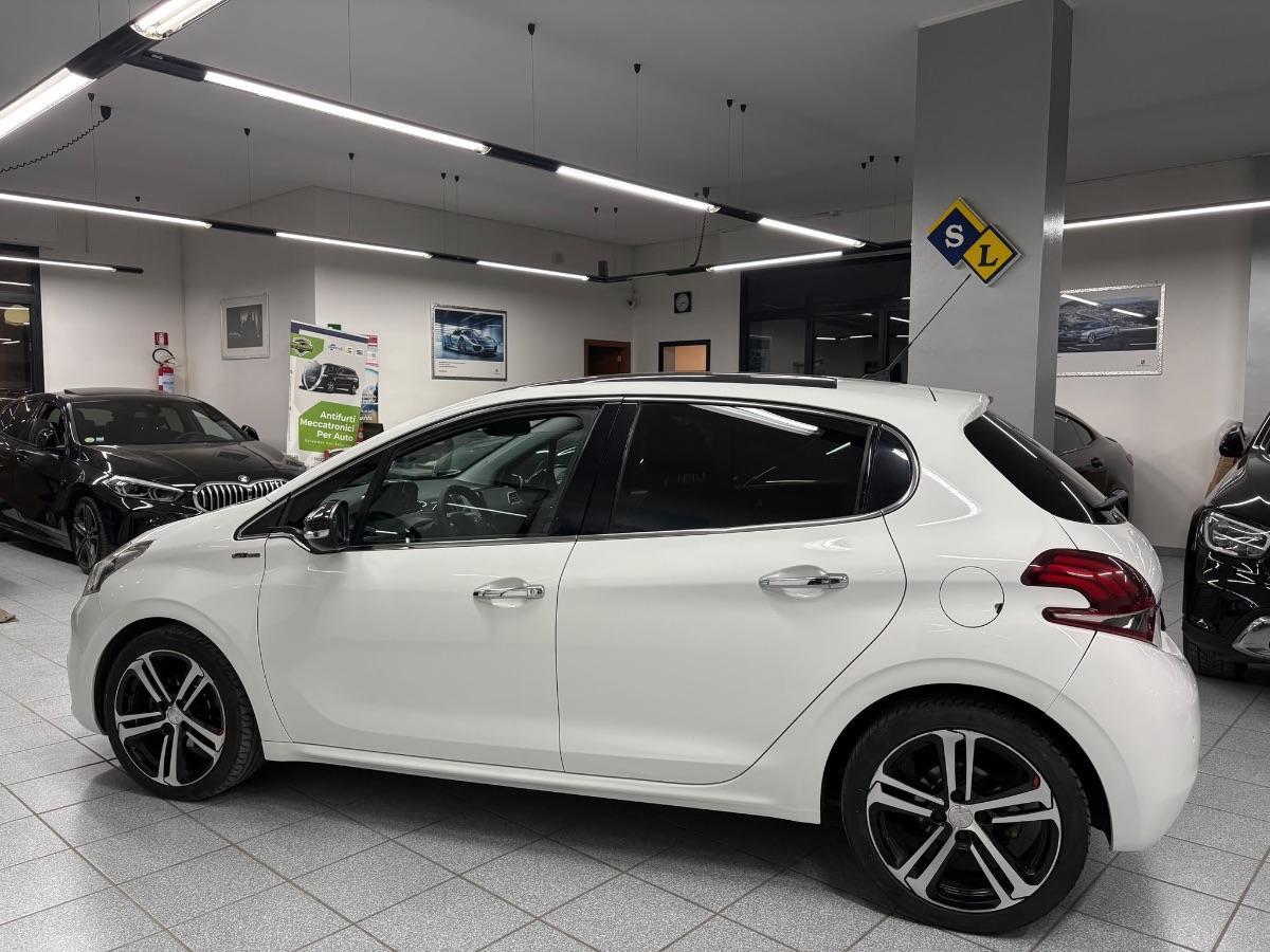 PEUGEOT 208 1.6 BlueHDi 100CV GT Line UNICO PROP/ TETTO/ NAVIGATORE/ RETROCAMERA